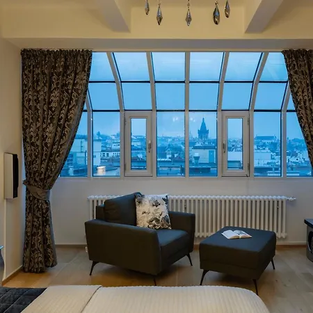 Apartment Luxurious Narodni